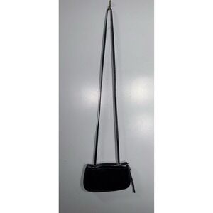 Hobo brand black leather long crossbody inside down‎ zip closure braided pocket